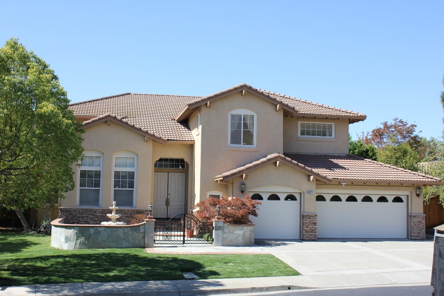 Detail Gallery Image 10 of 94 For 48822 Summit View Ter, Fremont,  CA 94539 - 5 Beds | 3/1 Baths