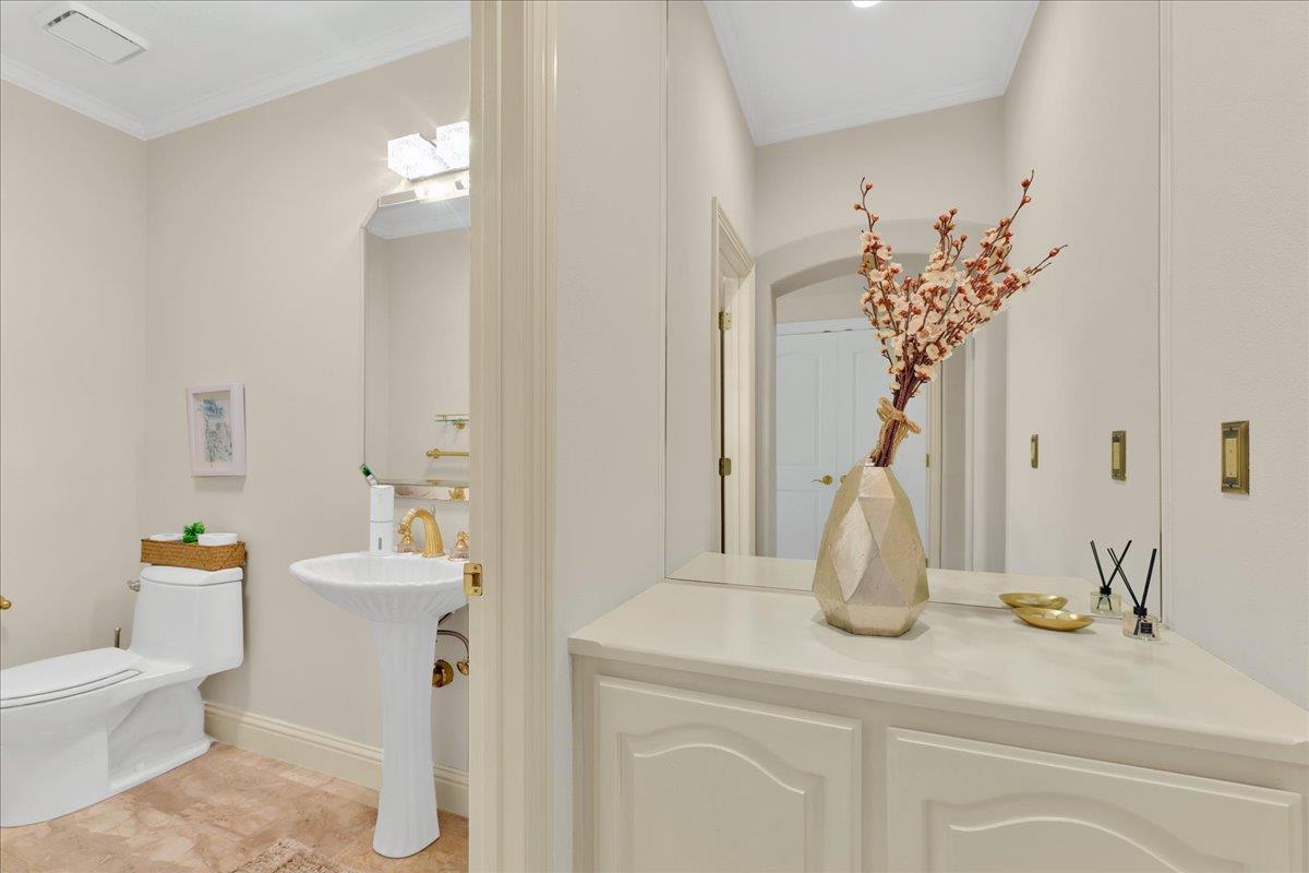 Detail Gallery Image 44 of 118 For 5471 Blackhawk Dr, Danville,  CA 94506 - 5 Beds | 4/1 Baths