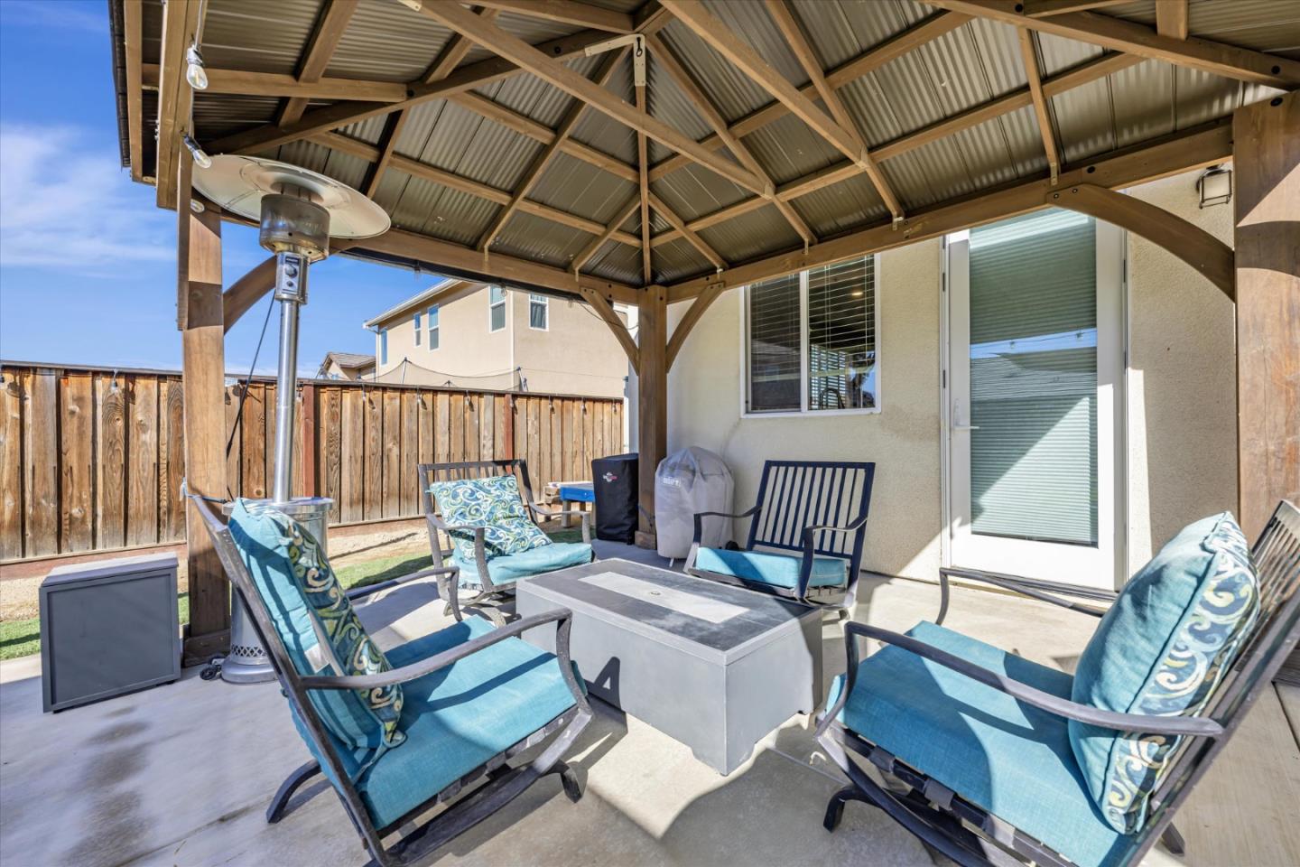 Detail Gallery Image 20 of 22 For 754 Klamath Way, Hollister,  CA 95023 - 3 Beds | 2 Baths