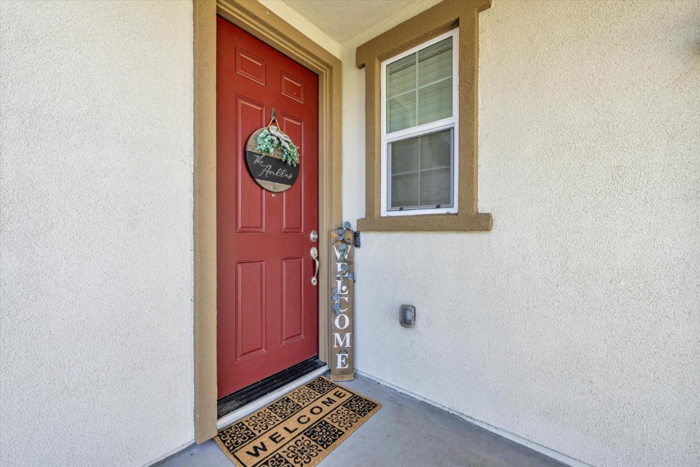 Detail Gallery Image 3 of 22 For 754 Klamath Way, Hollister,  CA 95023 - 3 Beds | 2 Baths