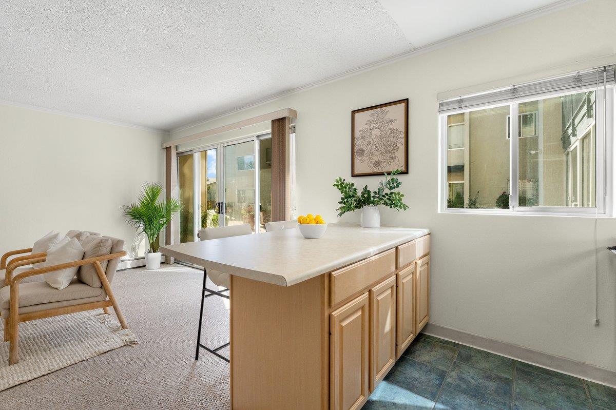 Detail Gallery Image 7 of 17 For 220 Atlantic Ave #111,  Santa Cruz,  CA 95062 - 0 Beds | 1 Baths