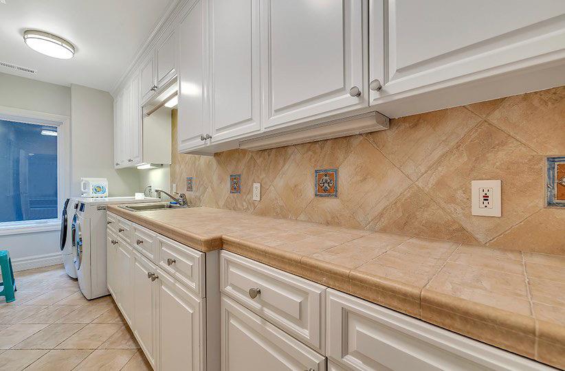 Detail Gallery Image 17 of 26 For 2120 Stockbridge Ave, Woodside,  CA 94062 - 5 Beds | 3/1 Baths