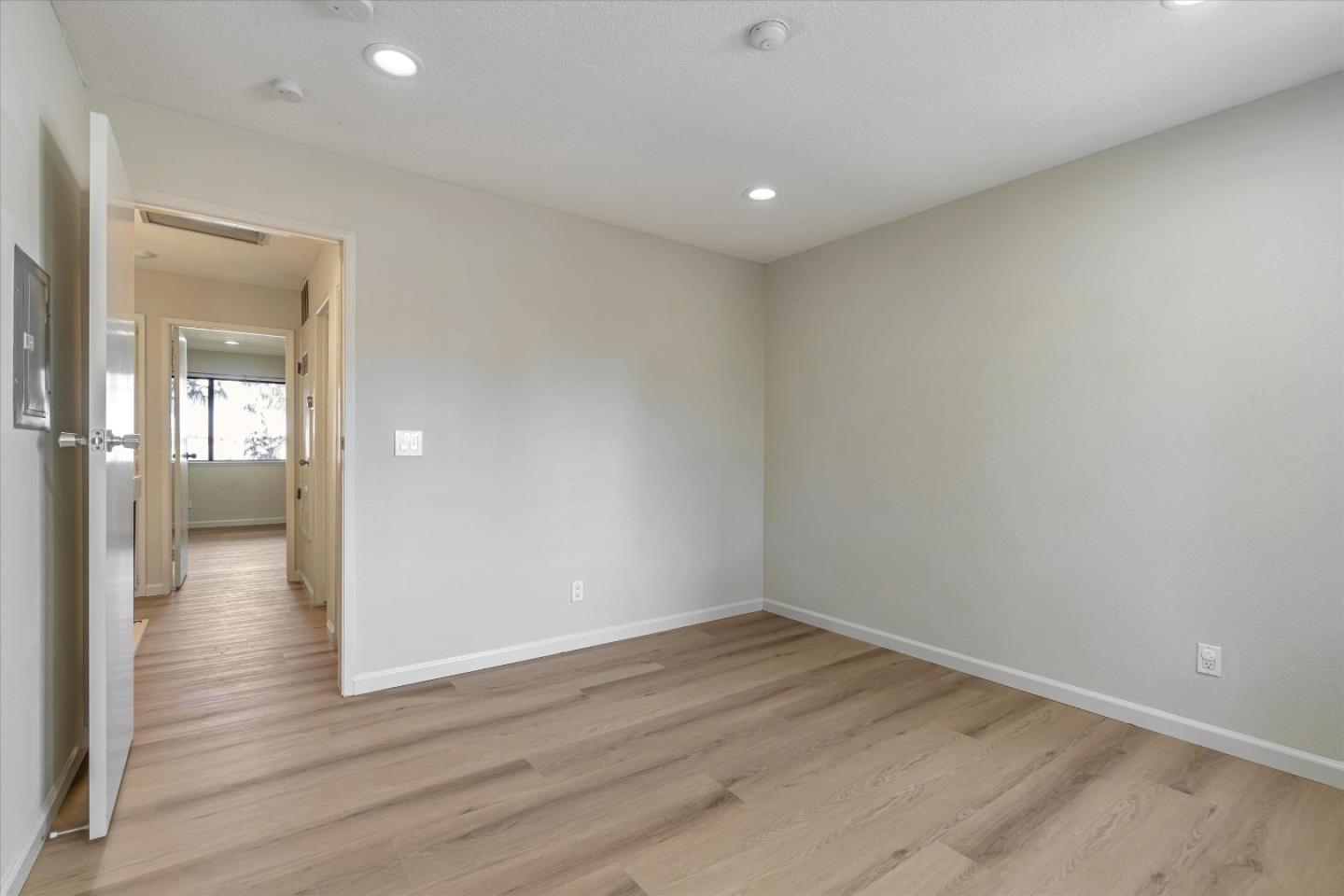 Detail Gallery Image 16 of 24 For 6263 Joaquin Murieta Ave #B,  Newark,  CA 94560 - 2 Beds | 1/1 Baths