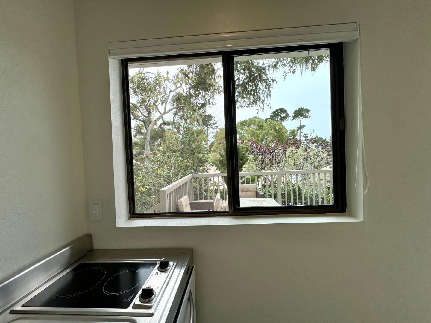 Detail Gallery Image 10 of 10 For Hermitage, Pebble Beach,  CA 93953 - 1 Beds | 1 Baths