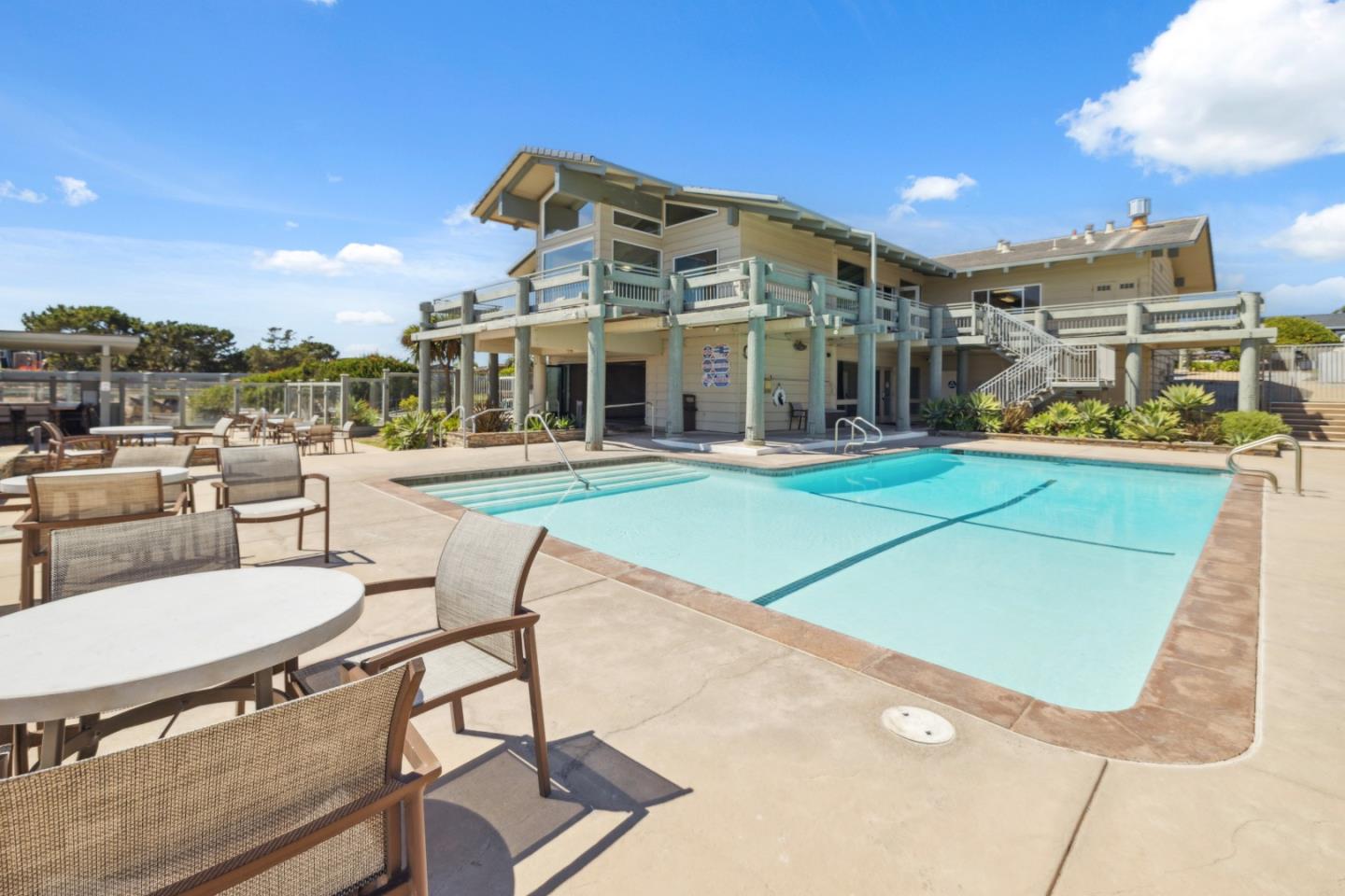 Detail Gallery Image 22 of 30 For 2395 Delaware Ave #106,  Santa Cruz,  CA 95060 - 2 Beds | 2 Baths