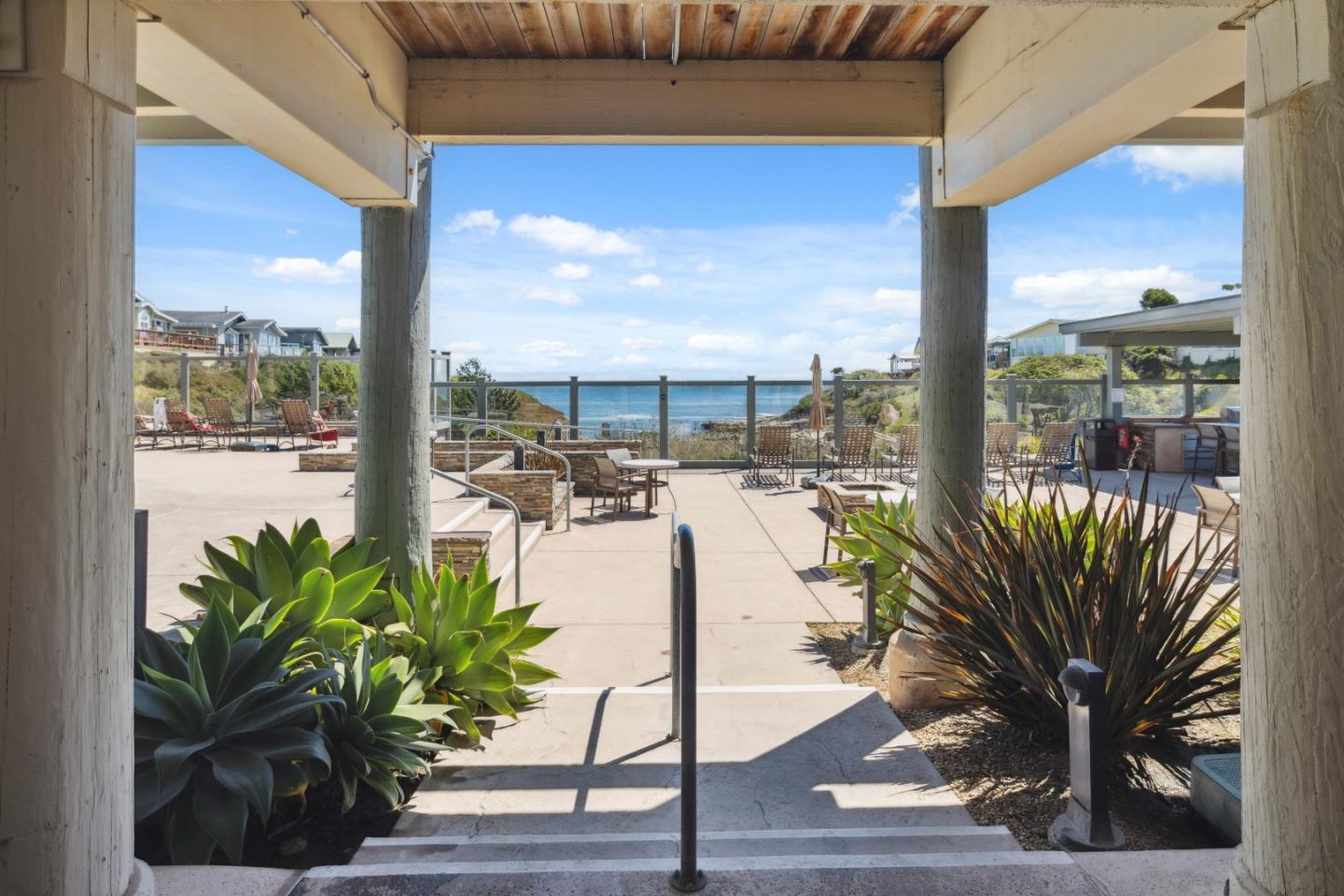 Detail Gallery Image 24 of 30 For 2395 Delaware Ave #106,  Santa Cruz,  CA 95060 - 2 Beds | 2 Baths