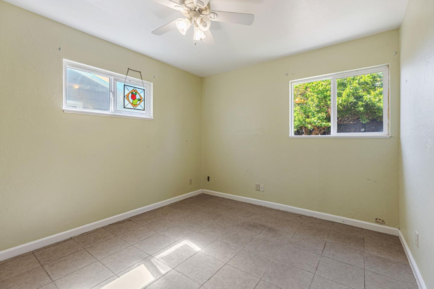 Detail Gallery Image 16 of 39 For 263 Maple St, Hollister,  CA 95023 - 3 Beds | 1 Baths