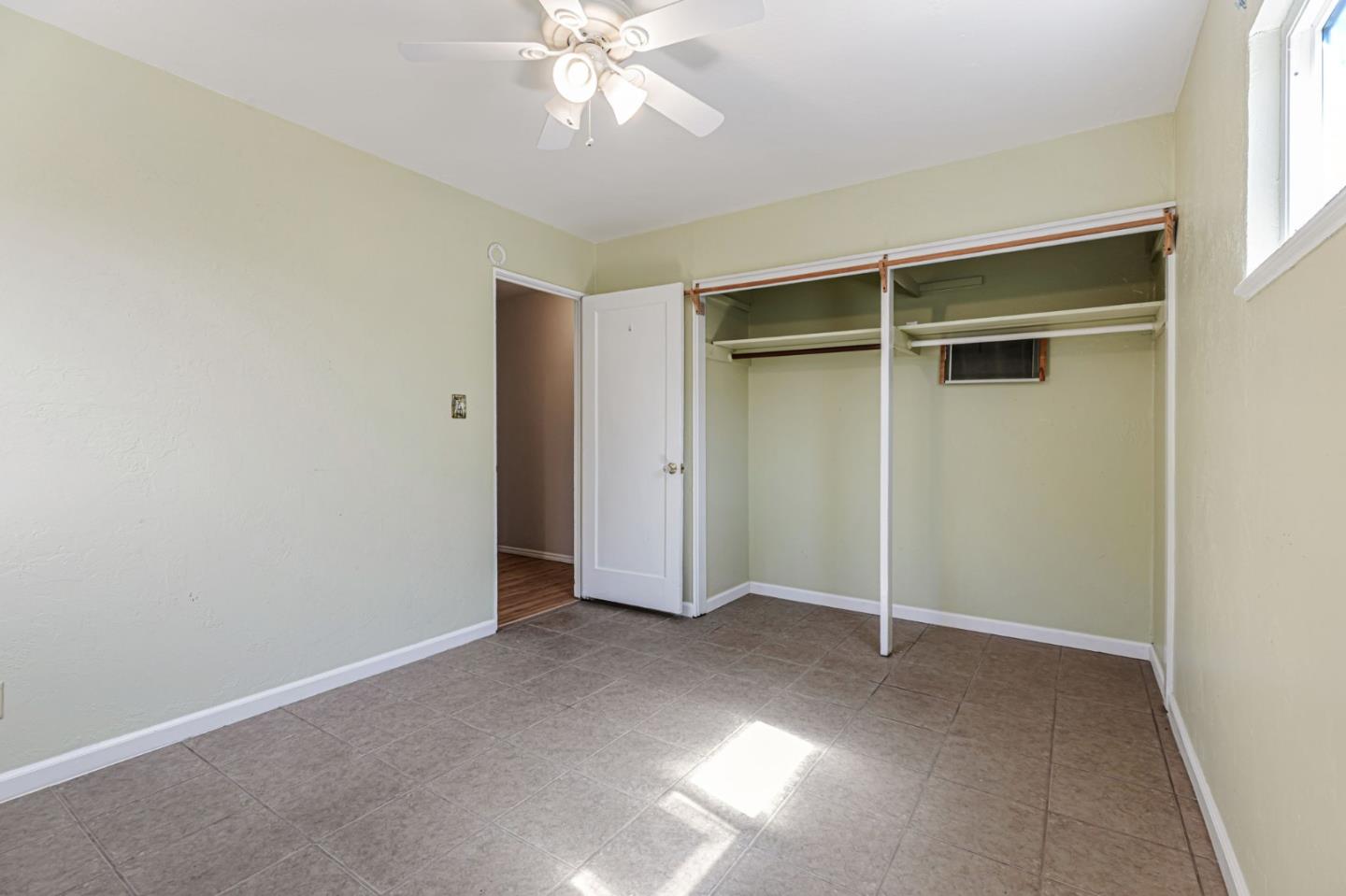 Detail Gallery Image 18 of 39 For 263 Maple St, Hollister,  CA 95023 - 3 Beds | 1 Baths