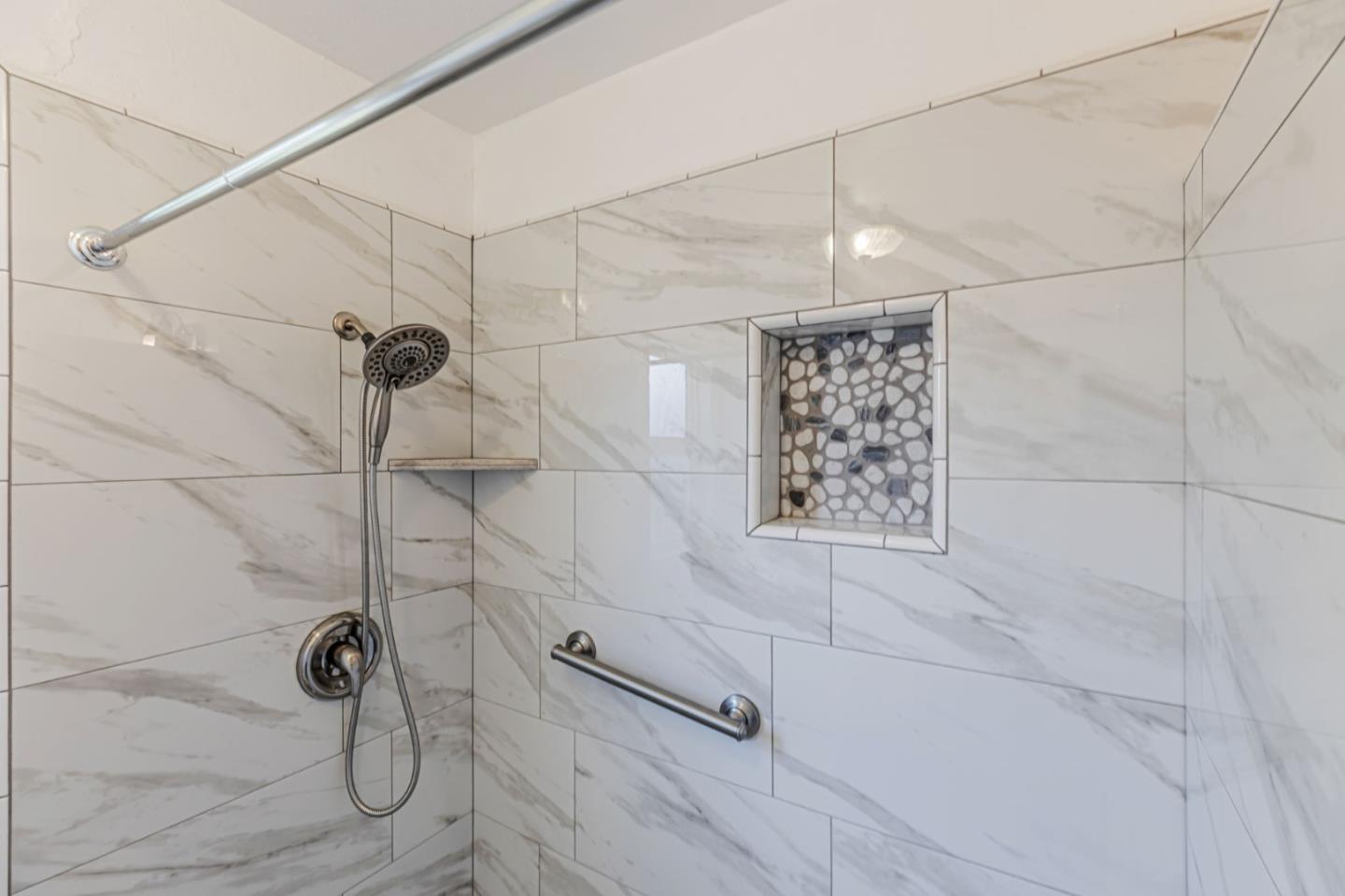 Detail Gallery Image 29 of 39 For 263 Maple St, Hollister,  CA 95023 - 3 Beds | 1 Baths