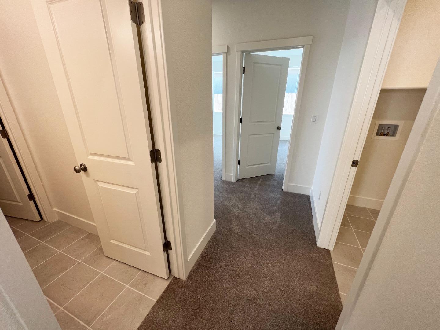 Detail Gallery Image 7 of 11 For 1213 Gypsum Dr #2-30,  Los Banos,  CA 93635 - 4 Beds | 2 Baths