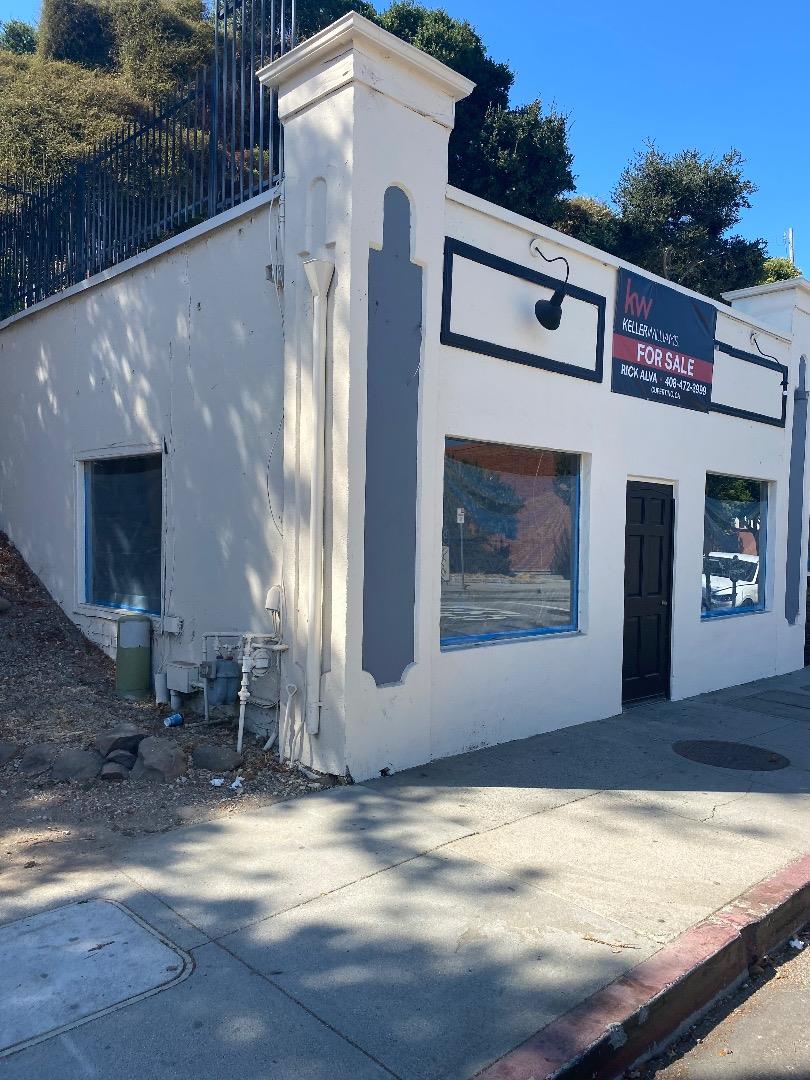 2017 Pacific, Santa Cruz, California 95060, ,Commercial Lease,For Rent,2017 Pacific,ML81986336