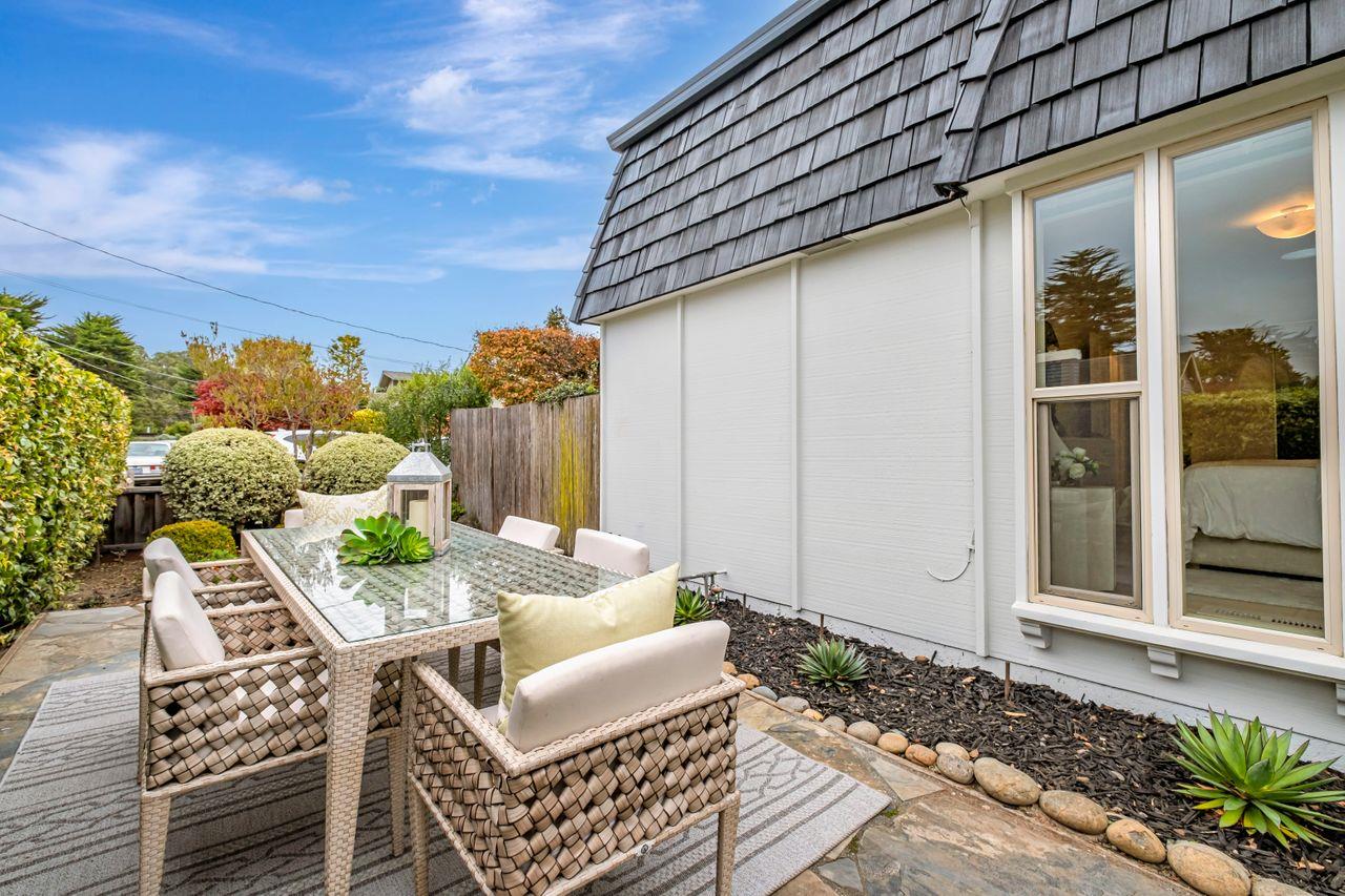 Detail Gallery Image 16 of 51 For 439 Cliff Dr, Aptos,  CA 95003 - 3 Beds | 2 Baths