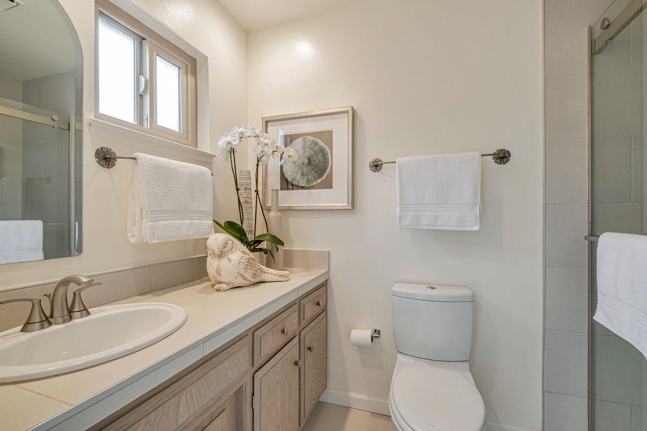 Detail Gallery Image 20 of 51 For 439 Cliff Dr, Aptos,  CA 95003 - 3 Beds | 2 Baths