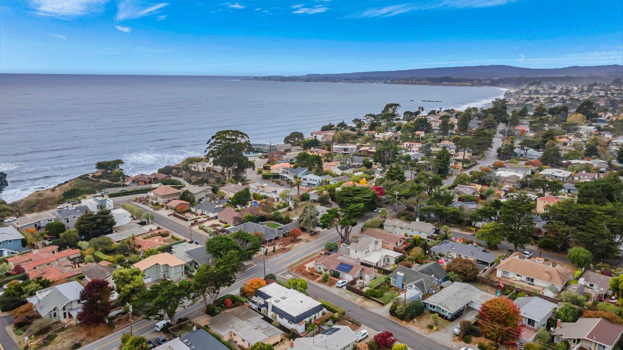 Detail Gallery Image 50 of 51 For 439 Cliff Dr, Aptos,  CA 95003 - 3 Beds | 2 Baths