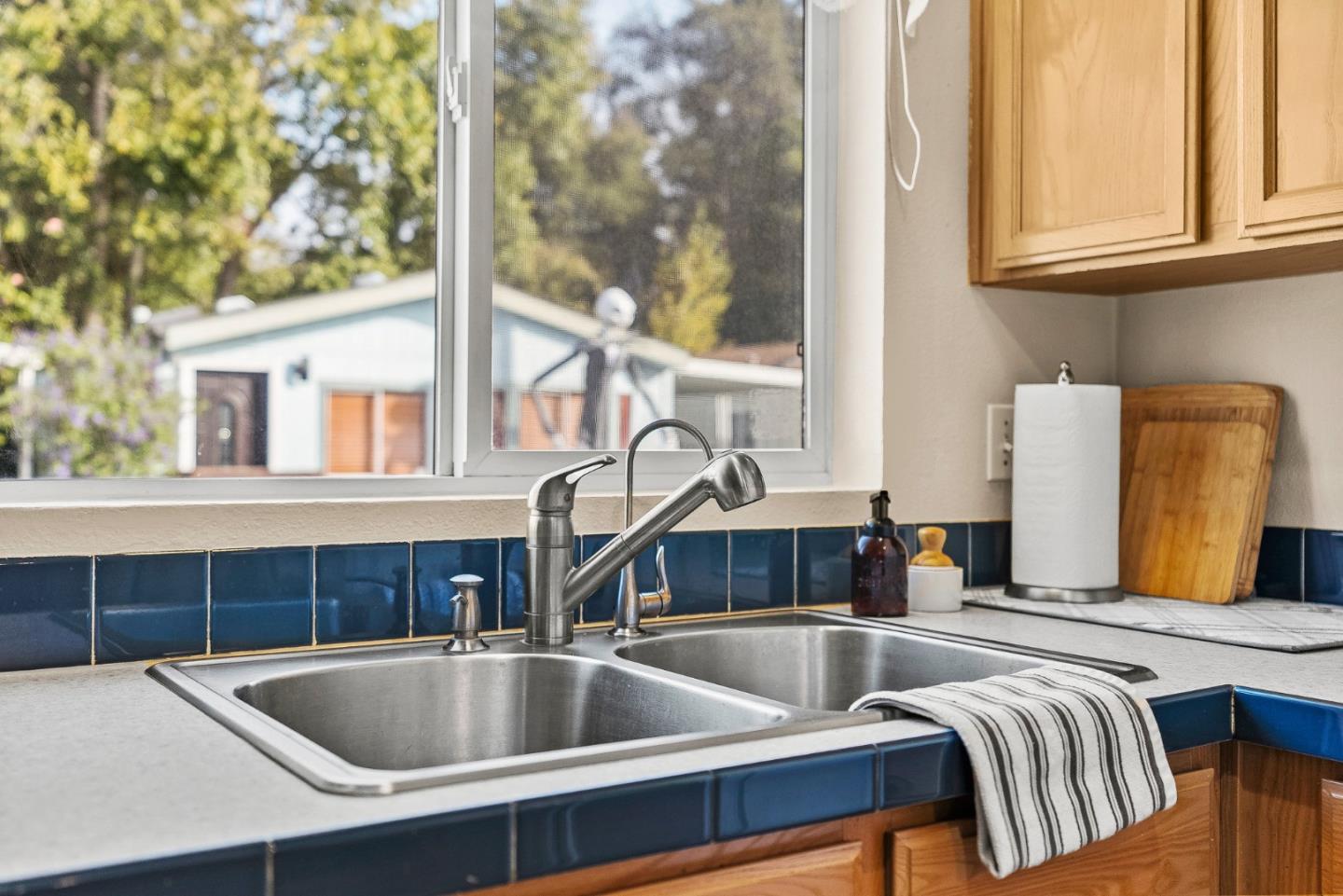 Detail Gallery Image 9 of 29 For 3060 Porter St #19,  Soquel,  CA 95073 - 3 Beds | 2 Baths