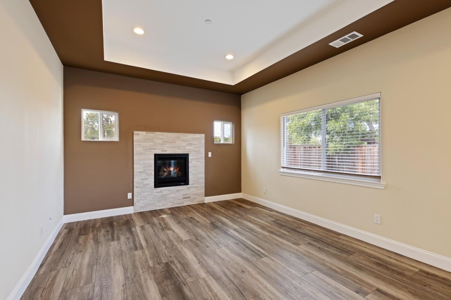 Detail Gallery Image 12 of 28 For 1097 Jayden Ln, San Jose,  CA 95120 - 4 Beds | 3/1 Baths