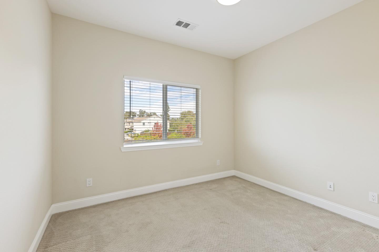 Detail Gallery Image 20 of 28 For 1097 Jayden Ln, San Jose,  CA 95120 - 4 Beds | 3/1 Baths