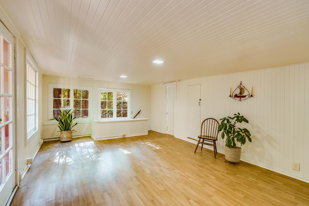 Detail Gallery Image 15 of 48 For 2001 Cathedral Dr, Aptos,  CA 95003 - 2 Beds | 2 Baths