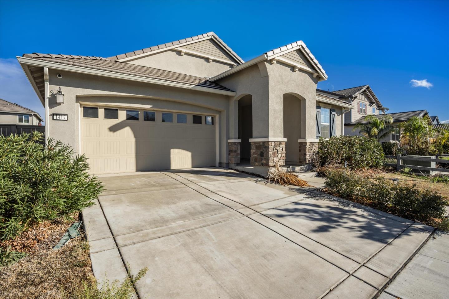 Detail Gallery Image 1 of 1 For 1417 Griffith Dr, Woodland,  CA 95776 - 3 Beds | 2 Baths