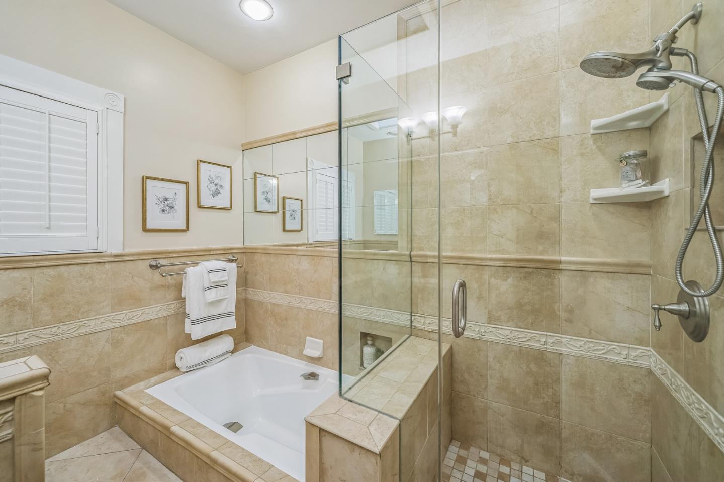 Detail Gallery Image 19 of 34 For 15 Lincoln Park, San Anselmo,  CA 94960 - 3 Beds | 1/1 Baths