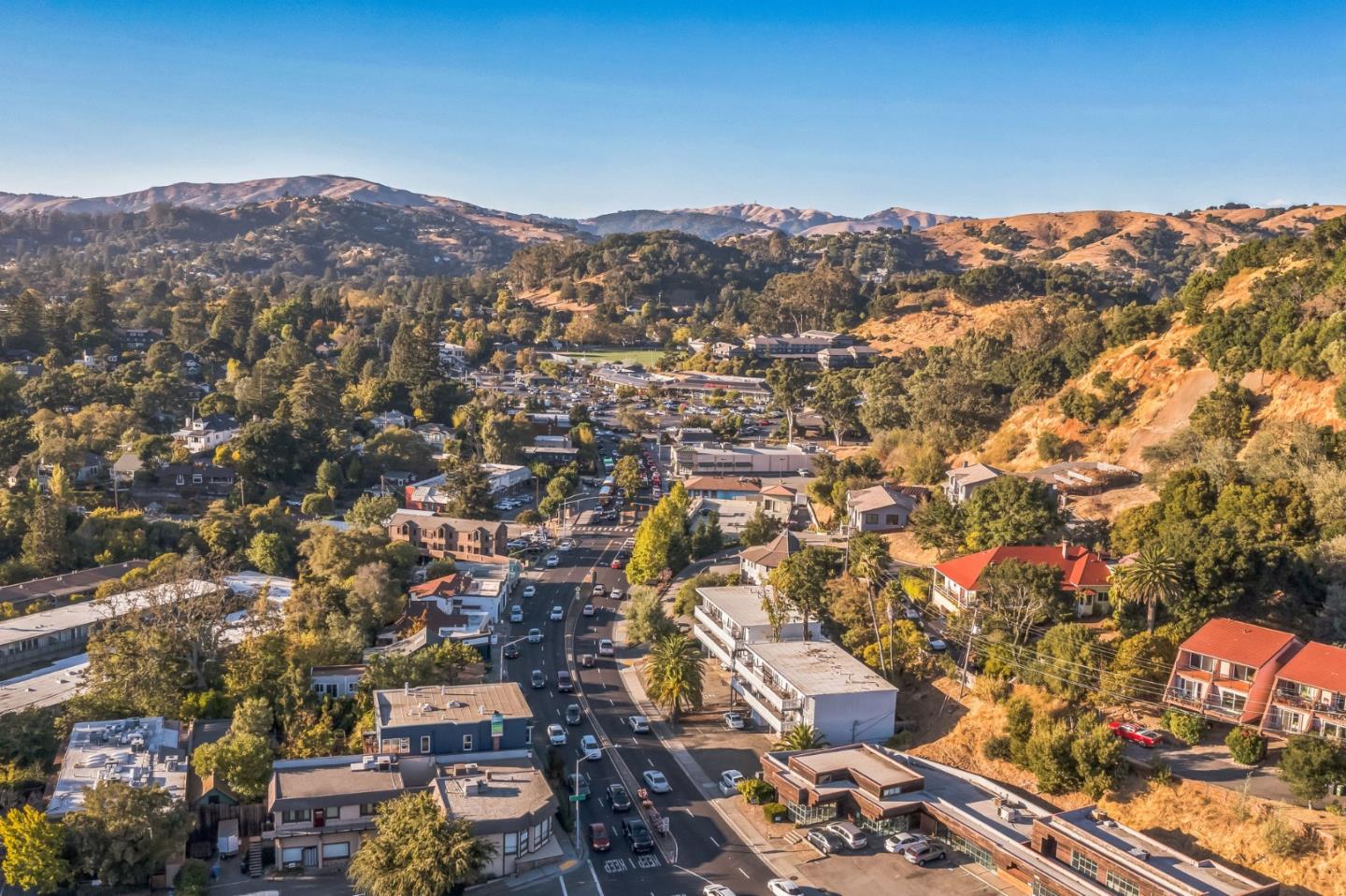 Detail Gallery Image 32 of 34 For 15 Lincoln Park, San Anselmo,  CA 94960 - 3 Beds | 1/1 Baths