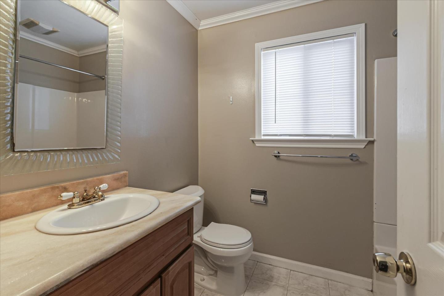 Detail Gallery Image 15 of 20 For 801 Shenandoah Dr, Sunnyvale,  CA 94087 - 3 Beds | 2 Baths