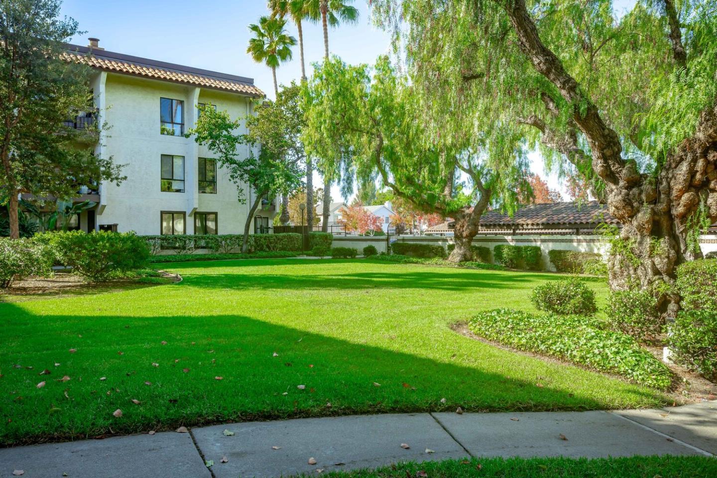 Detail Gallery Image 36 of 46 For 39975 Cedar Blvd #242,  Newark,  CA 94560 - 2 Beds | 2 Baths