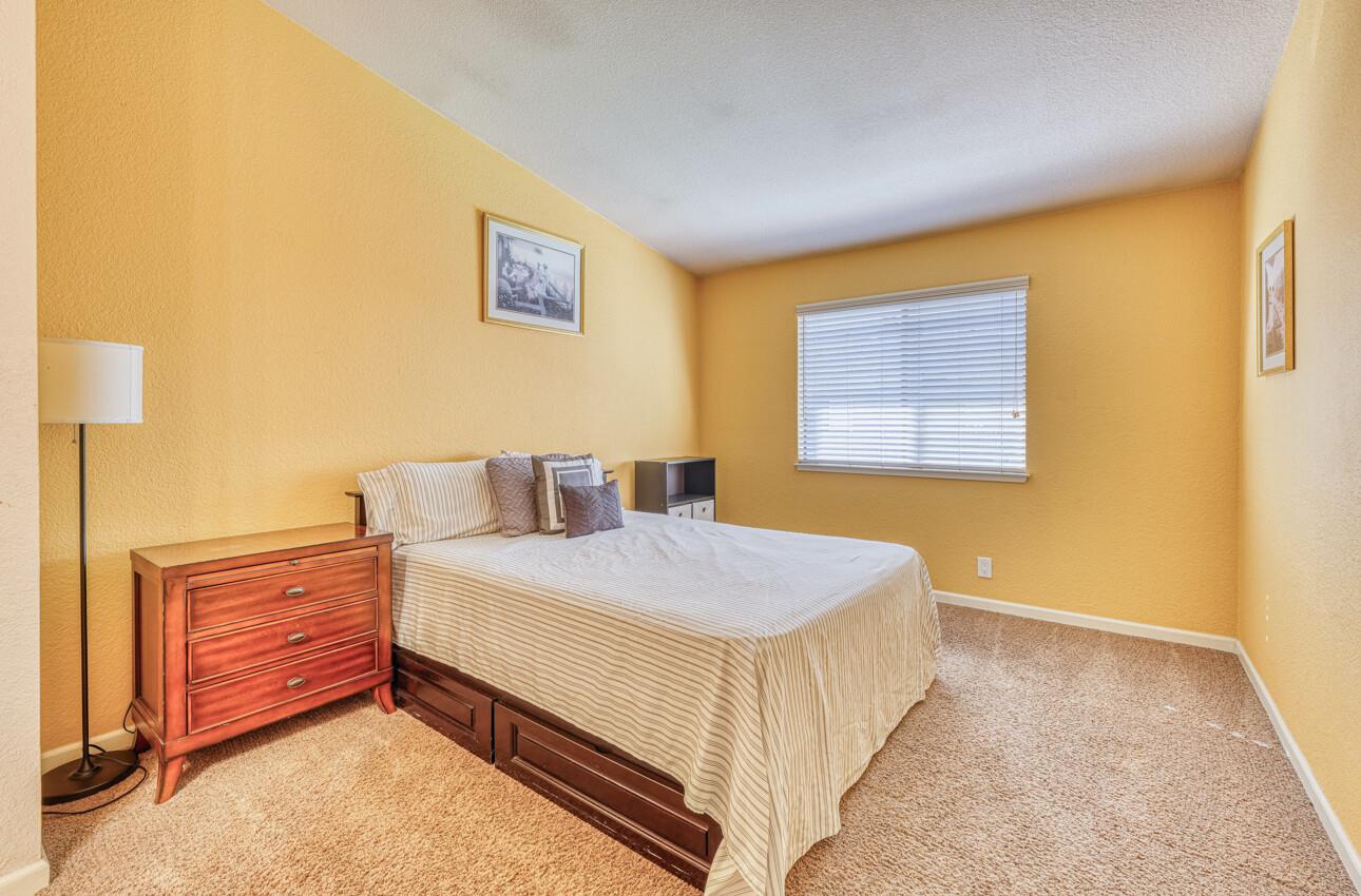 Detail Gallery Image 13 of 22 For 409 Tyler Pl #L,  Salinas,  CA 93906 - 2 Beds | 2 Baths