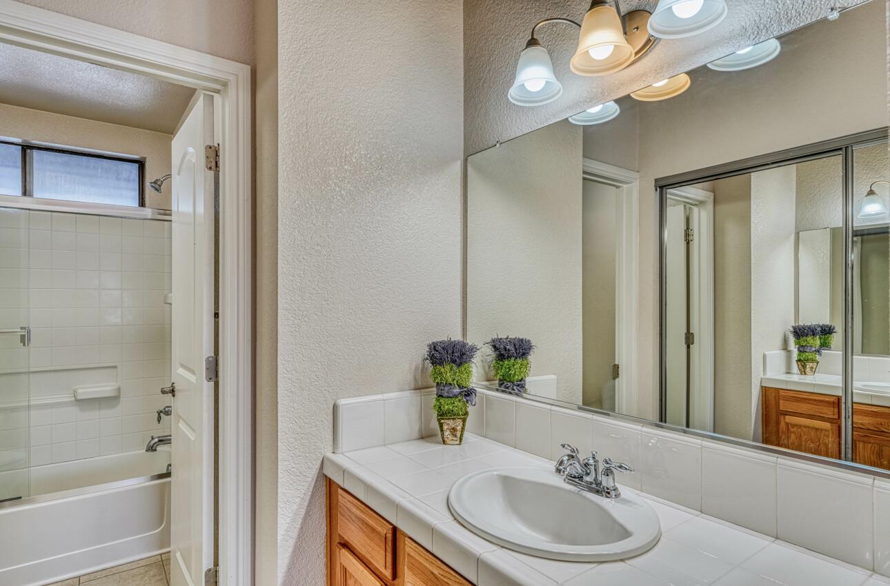 Detail Gallery Image 20 of 22 For 409 Tyler Pl #L,  Salinas,  CA 93906 - 2 Beds | 2 Baths