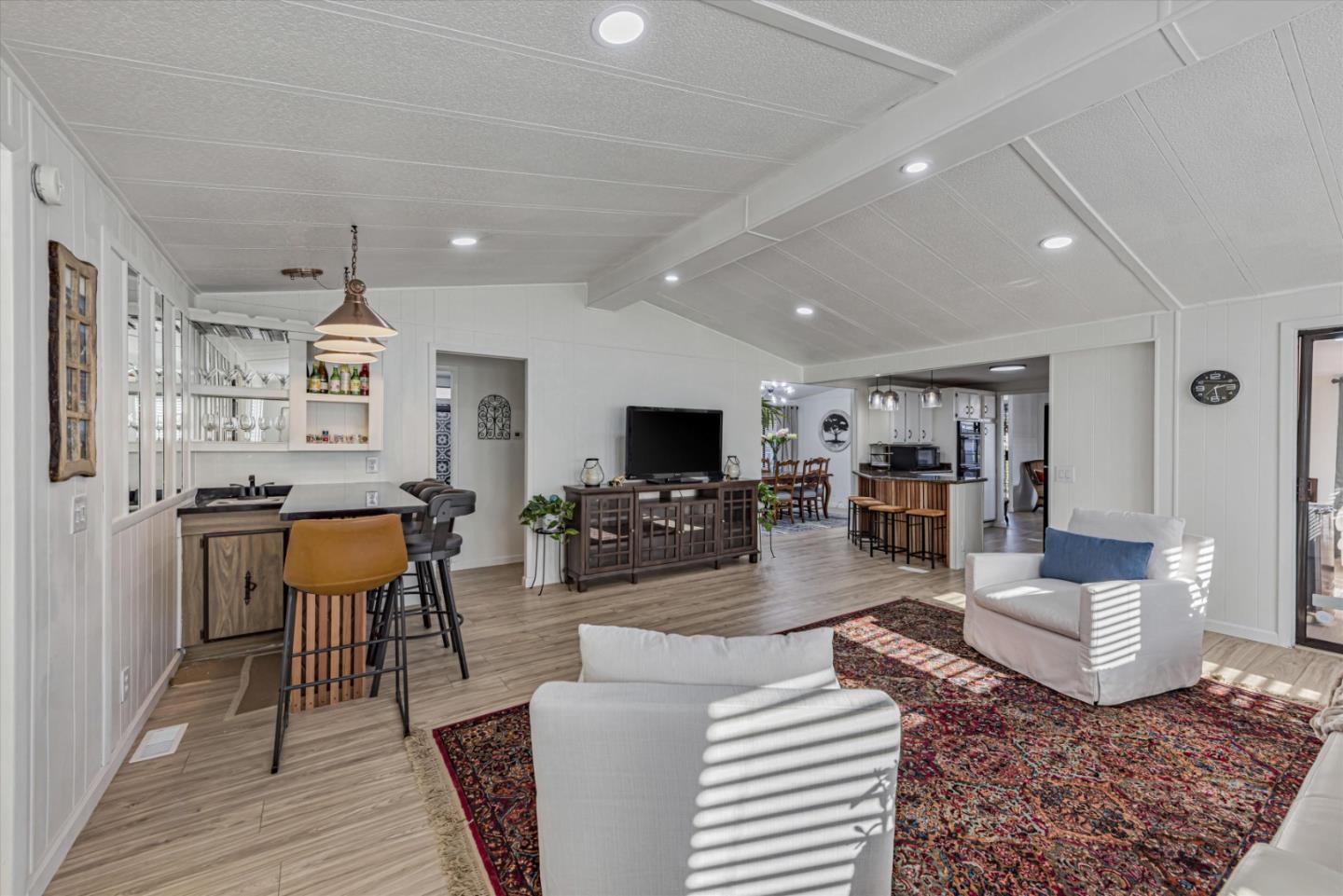 Detail Gallery Image 12 of 46 For 458 Makaha Cir #458,  Union City,  CA 94587 - 2 Beds | 2 Baths