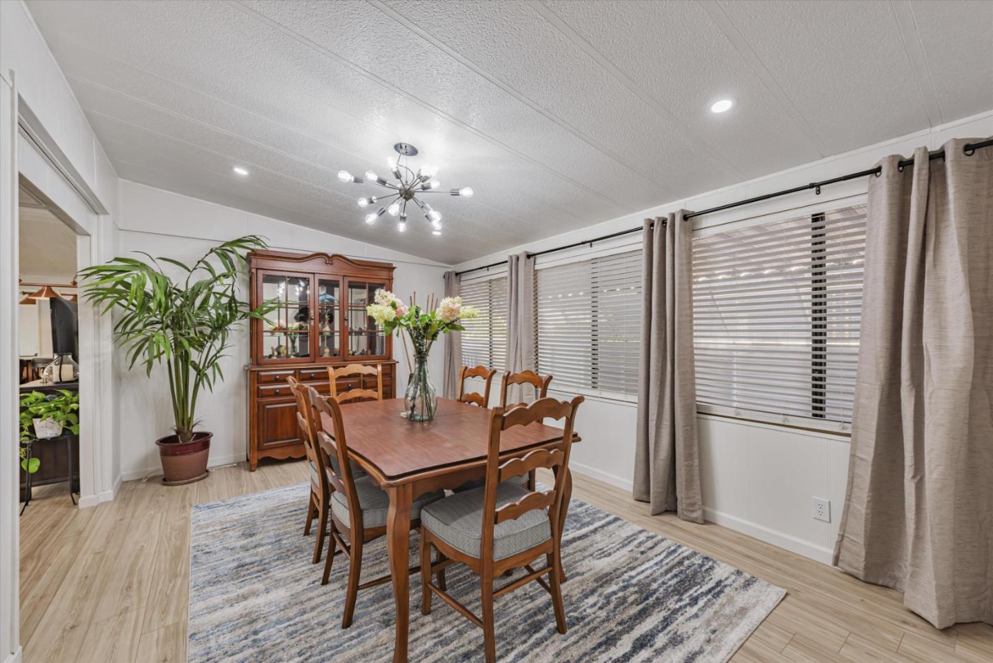 Detail Gallery Image 21 of 46 For 458 Makaha Cir #458,  Union City,  CA 94587 - 2 Beds | 2 Baths