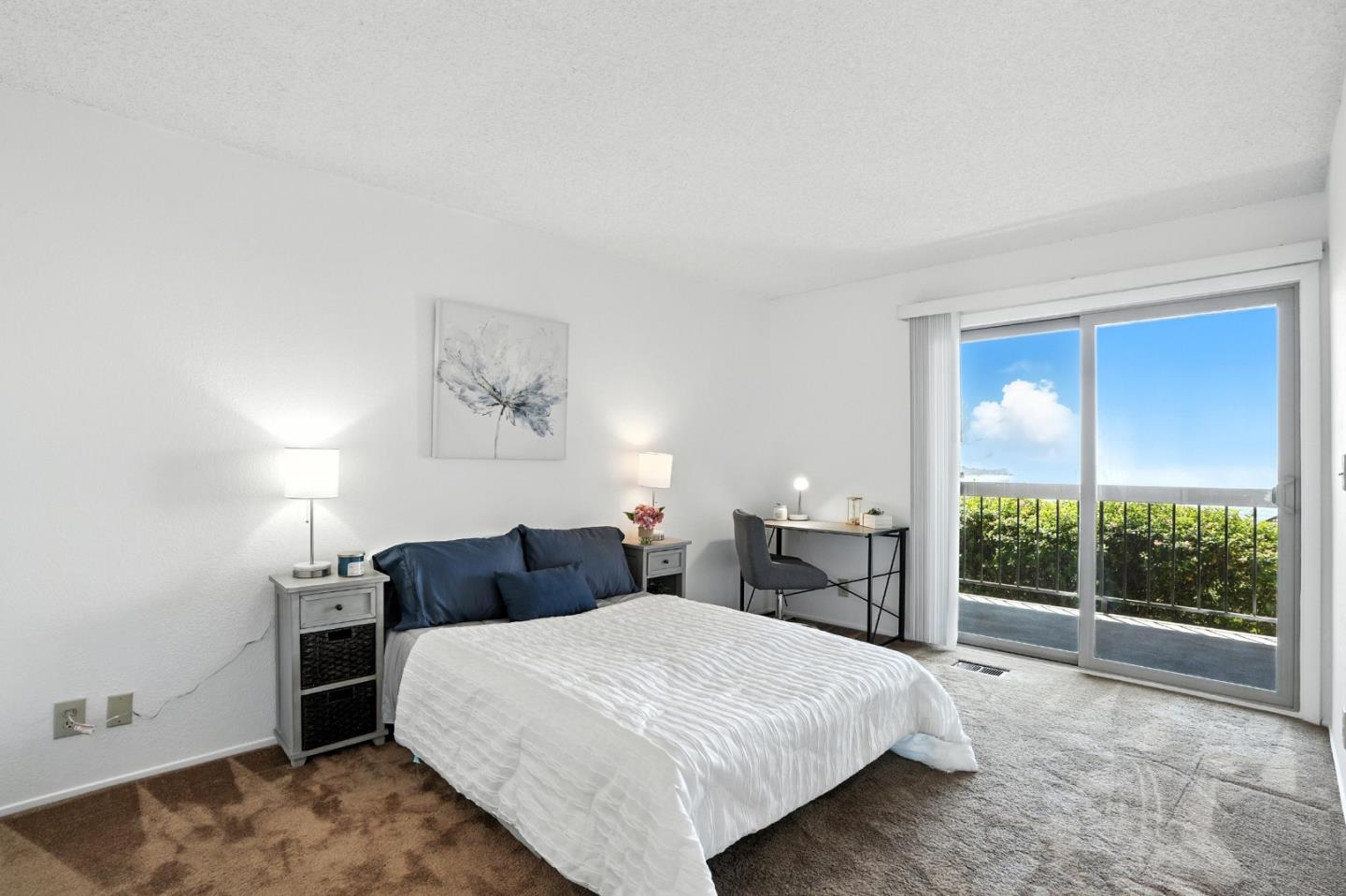 Detail Gallery Image 19 of 28 For 451 Roberts Rd, Pacifica,  CA 94044 - 2 Beds | 2/1 Baths