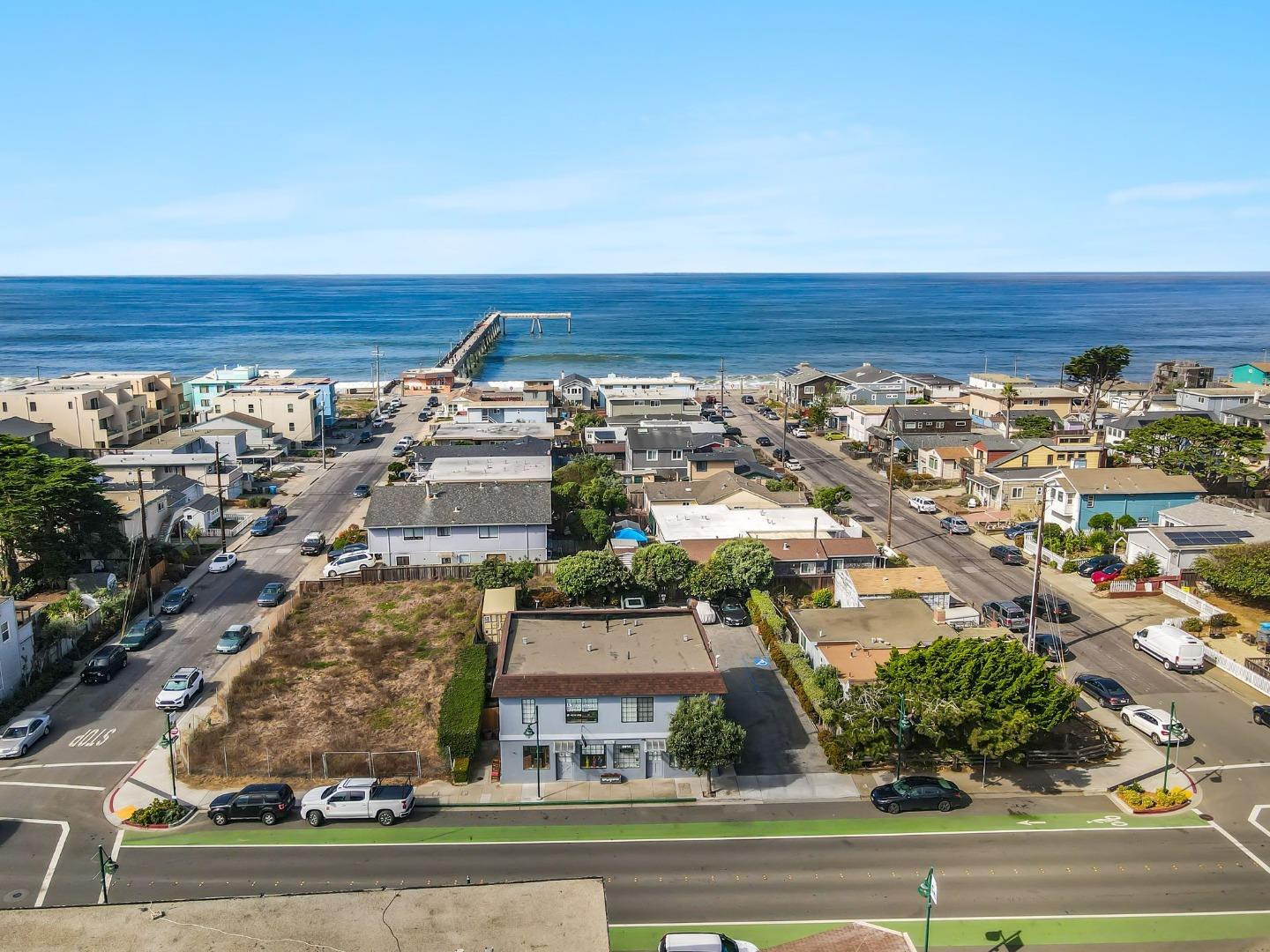 Detail Gallery Image 11 of 14 For Palmetto Ave, Pacifica,  CA 94044 - – Beds | – Baths