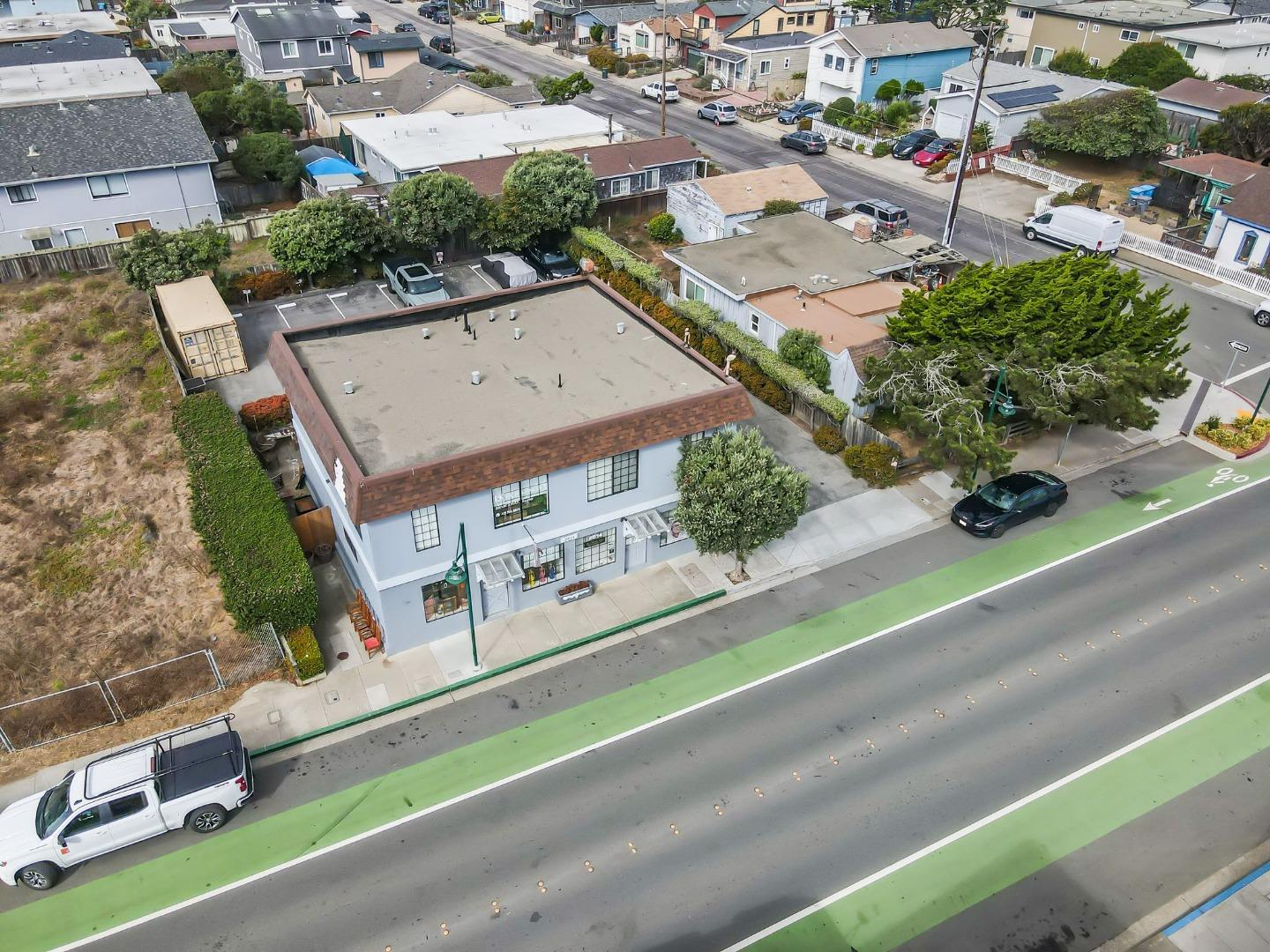 2014 Palmetto Avenue, Pacifica, California 94044, ,Commercial Sale,For Sale,2014 Palmetto Avenue,ML81986514