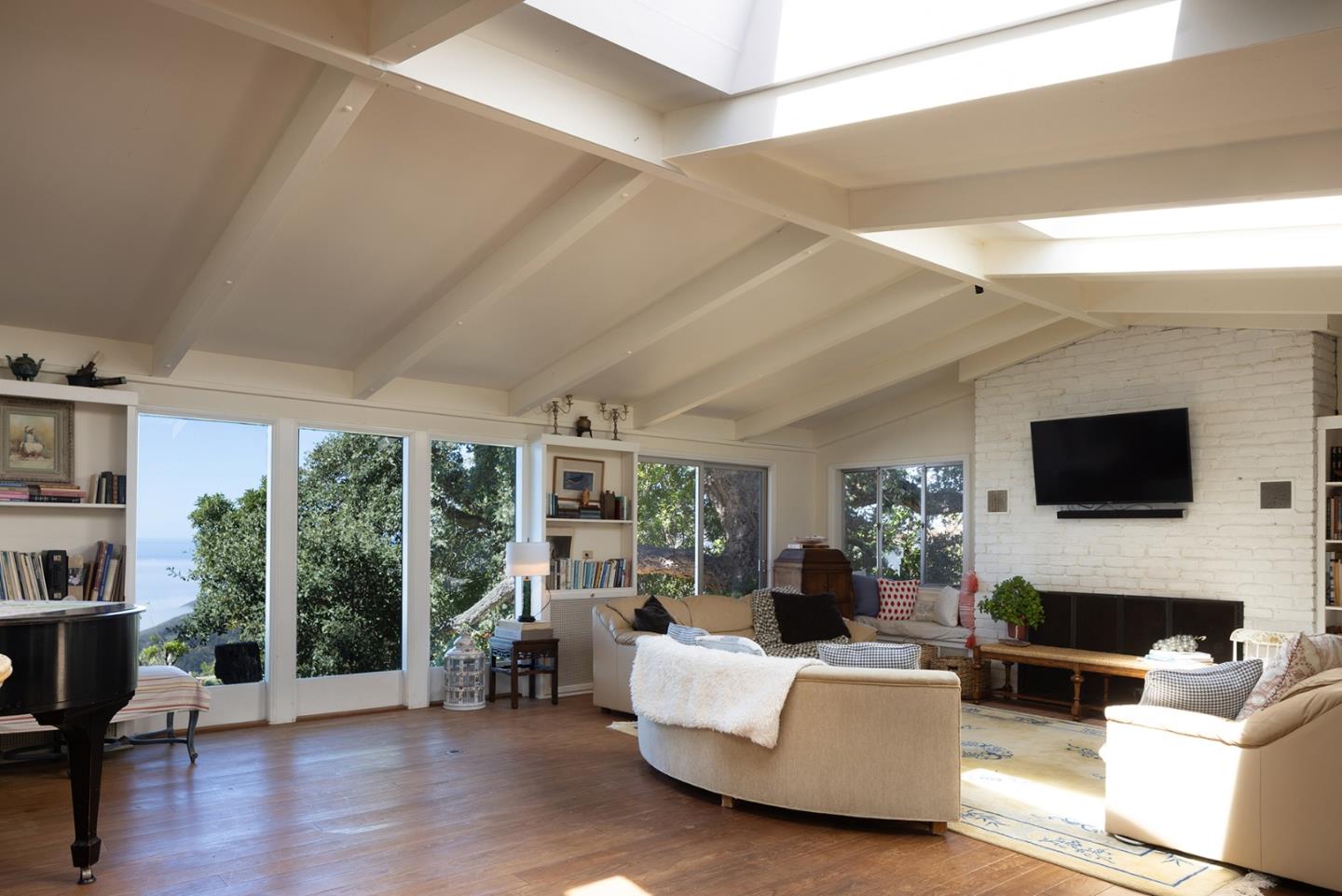 47320 Highway 1, Big Sur, California 93920, 11 Bedrooms Bedrooms, ,8 BathroomsBathrooms,Residential,For Sale,47320 Highway 1,ML81986529