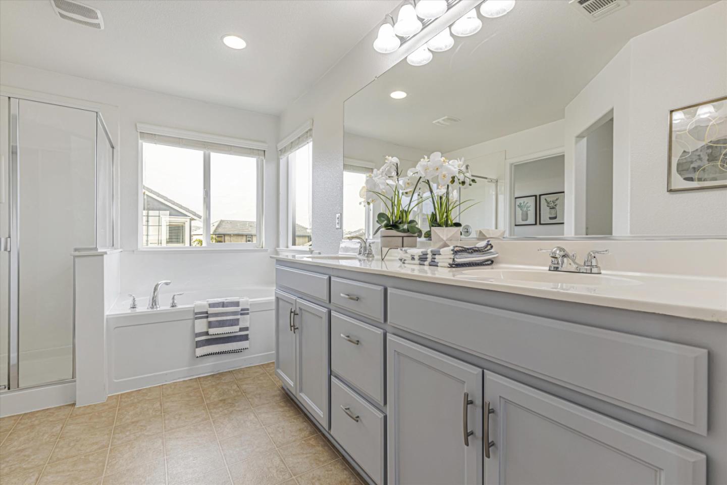 Detail Gallery Image 25 of 55 For 224 Cogburn Cir, Vacaville,  CA 95687 - 3 Beds | 2/1 Baths