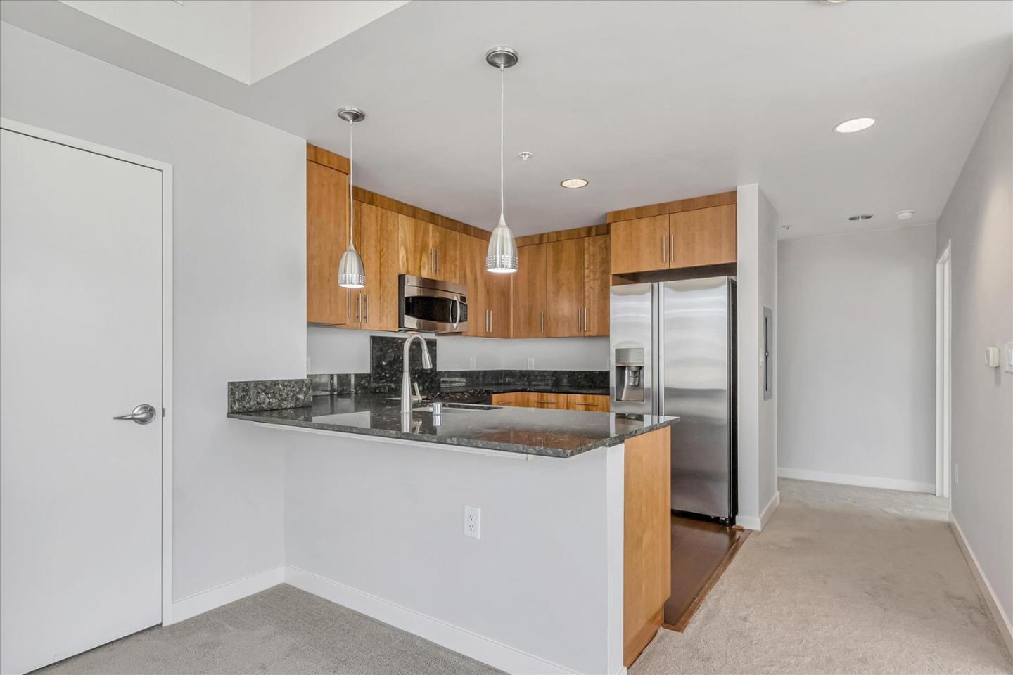 Detail Gallery Image 8 of 22 For 38 N Almaden Blvd #1320,  San Jose,  CA 95110 - 2 Beds | 2 Baths