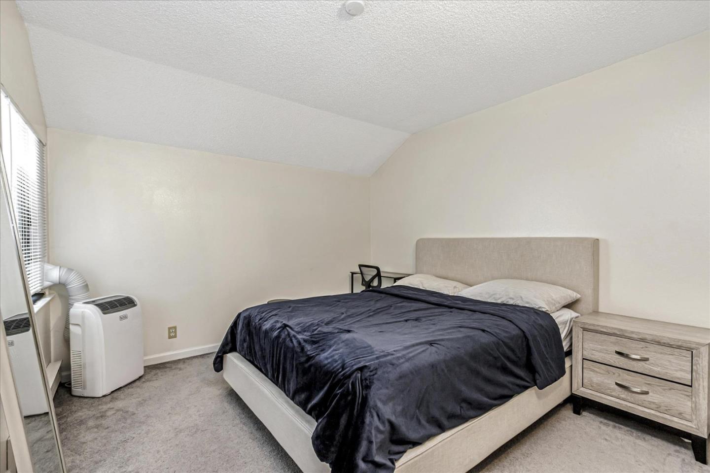 Detail Gallery Image 12 of 20 For 1055 N Capitol Ave  San Jose #198,  San Jose,  CA 95133 - 1 Beds | 1 Baths