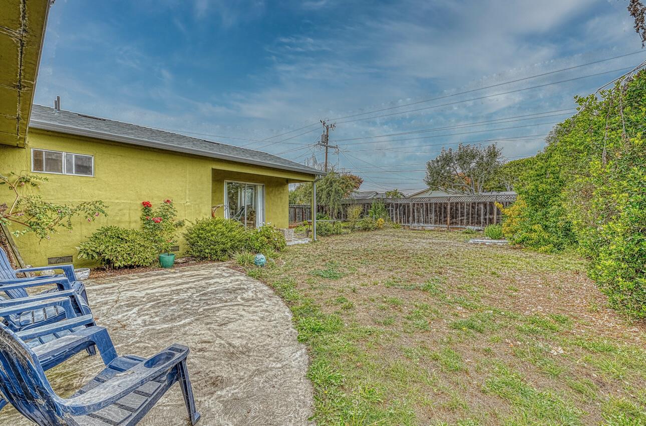 Detail Gallery Image 30 of 32 For 828 Bedford Dr, Salinas,  CA 93901 - 3 Beds | 2 Baths