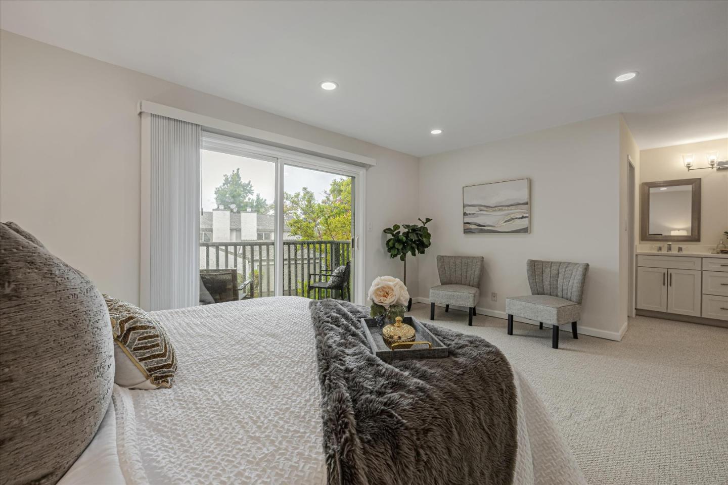 Detail Gallery Image 16 of 39 For 862 Cabot Ln, Foster City,  CA 94404 - 4 Beds | 2/1 Baths