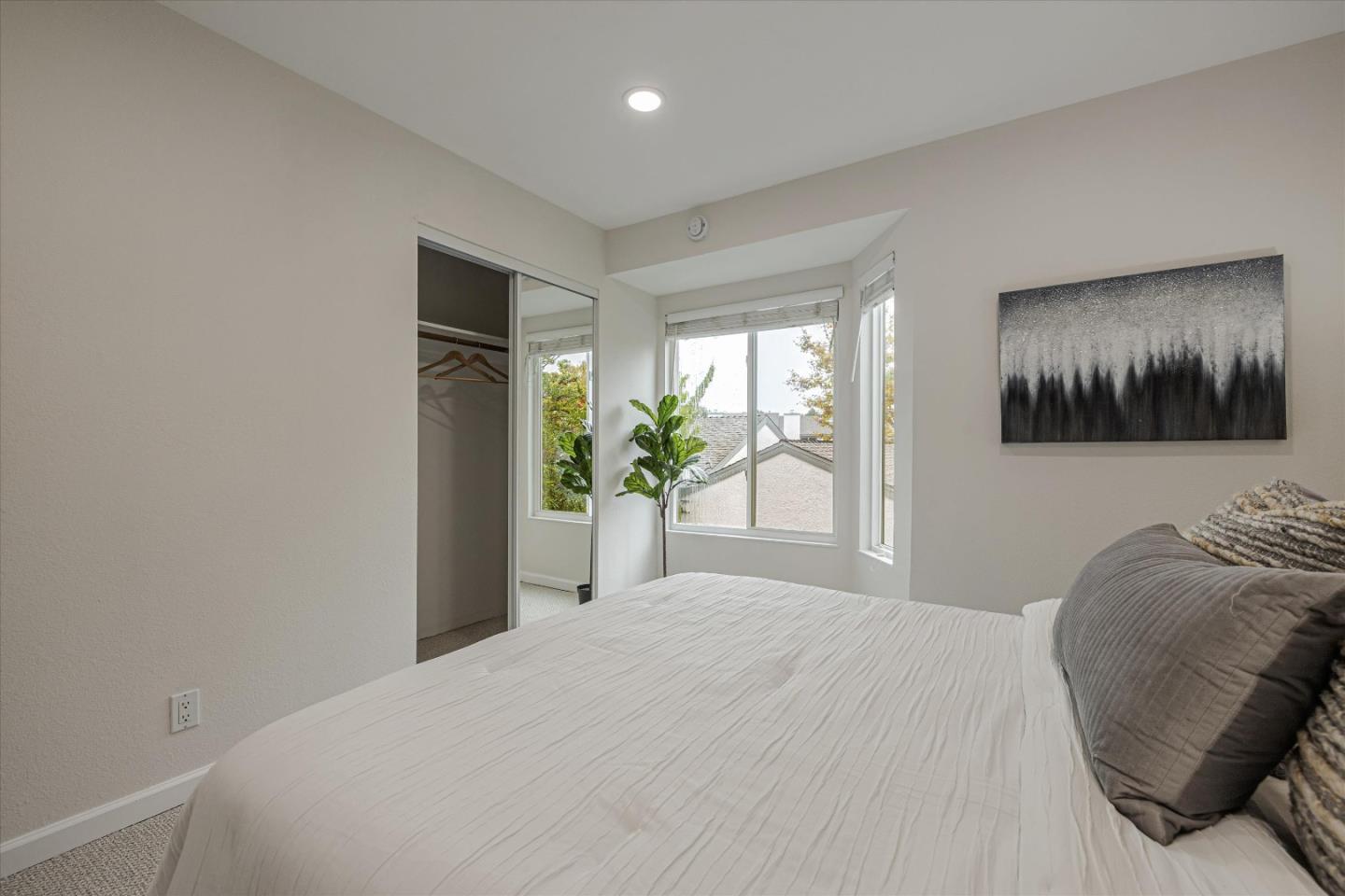 Detail Gallery Image 18 of 39 For 862 Cabot Ln, Foster City,  CA 94404 - 4 Beds | 2/1 Baths