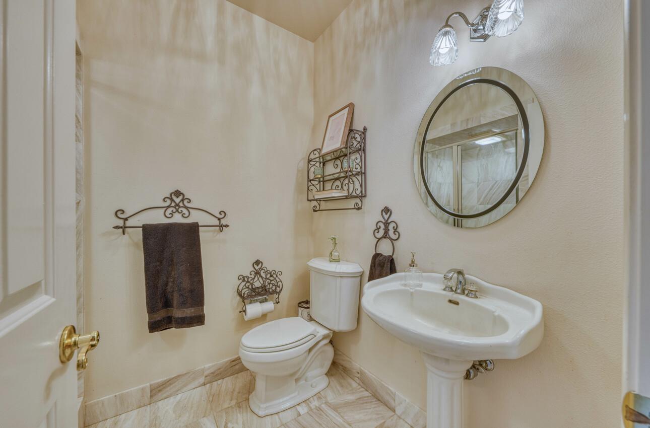 Detail Gallery Image 26 of 74 For 28837 Underwood Rd, Corral De Tierra,  CA 93908 - 5 Beds | 4 Baths