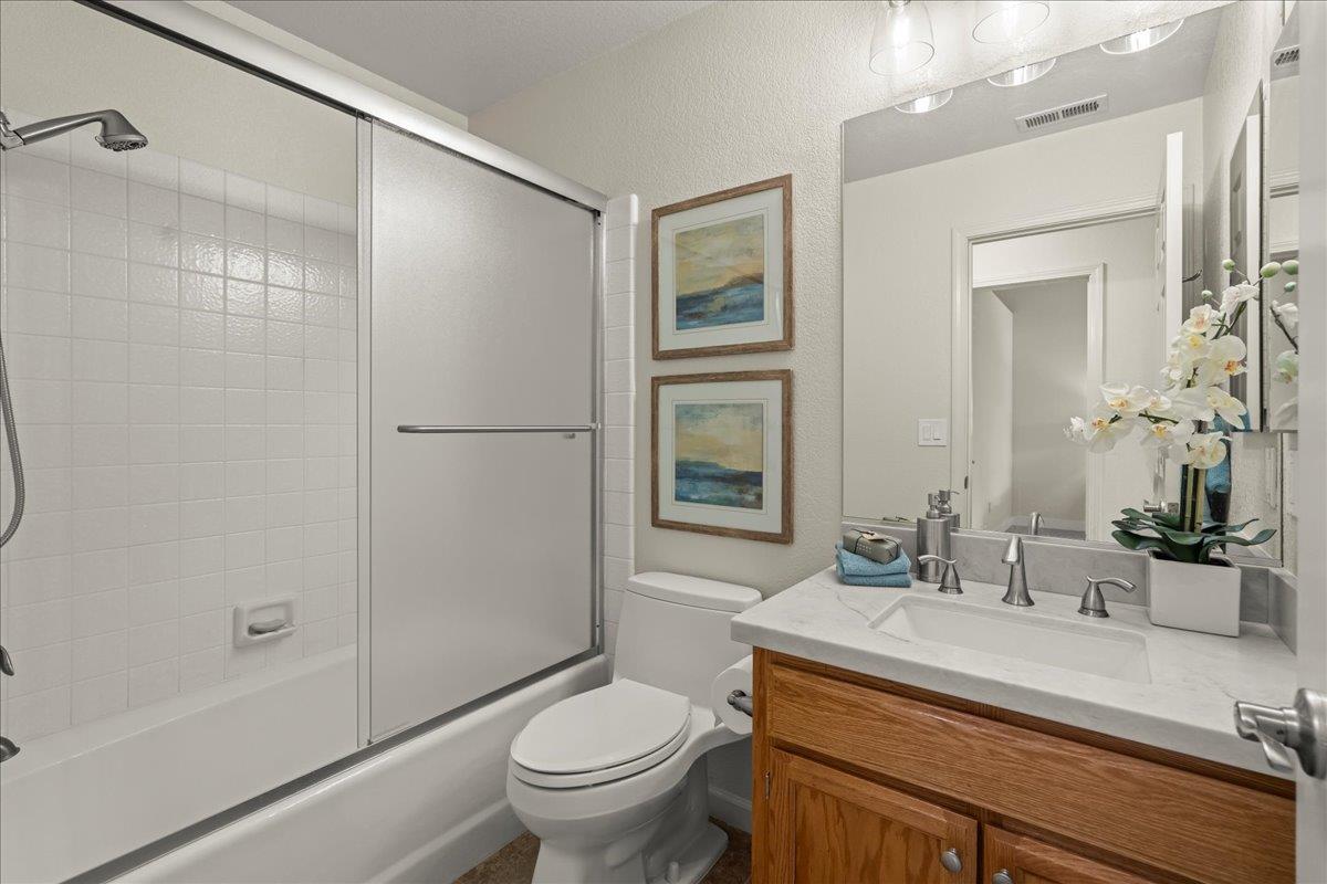 Detail Gallery Image 24 of 38 For 7677 Helmsdale Dr, San Jose,  CA 95135 - 2 Beds | 2 Baths