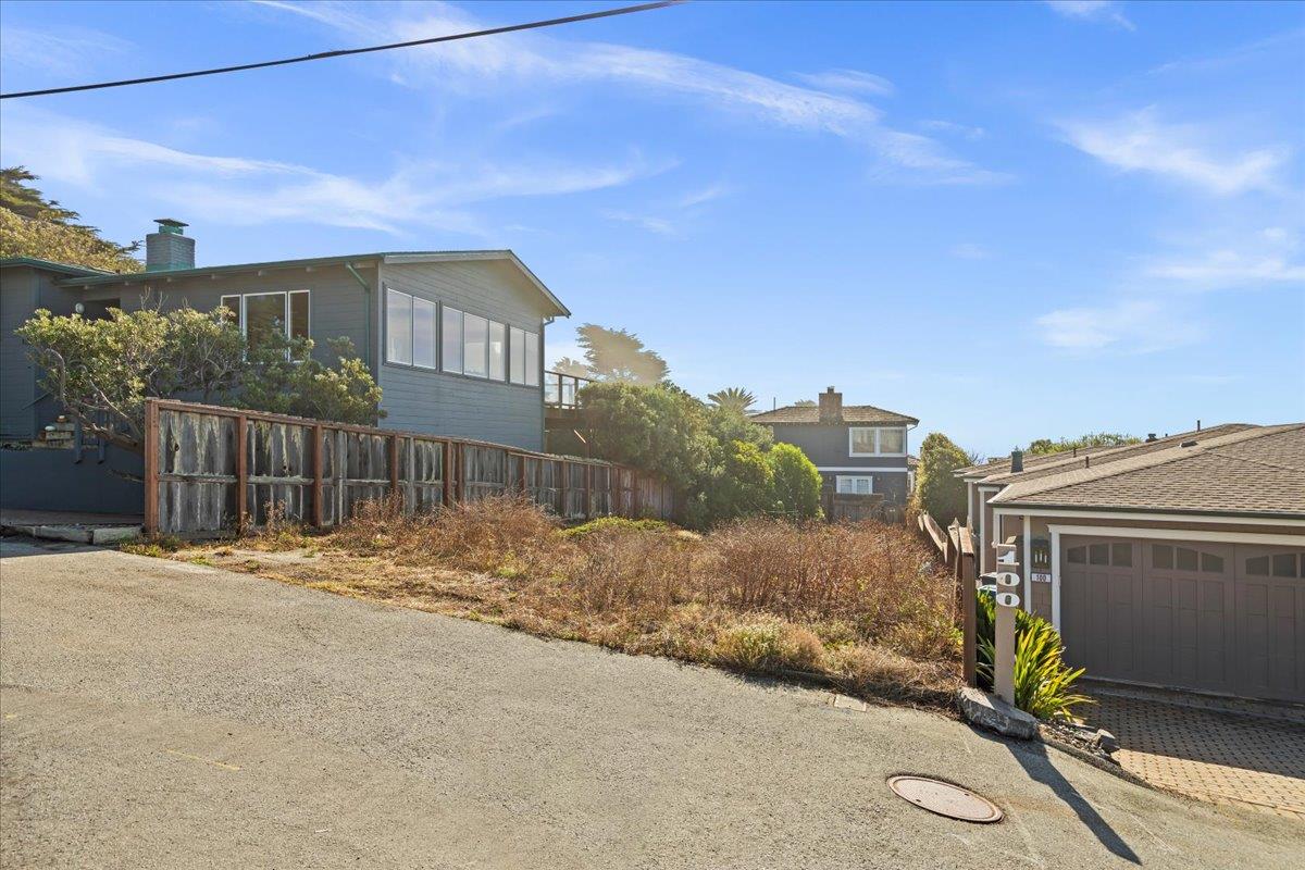 000 Sea Cliff Court, Montara, California 94037, ,Land,For Sale,000 Sea Cliff Court,ML81986610