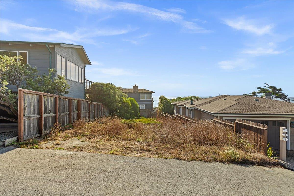 000 Sea Cliff Court, Montara, California 94037, ,Land,For Sale,000 Sea Cliff Court,ML81986610
