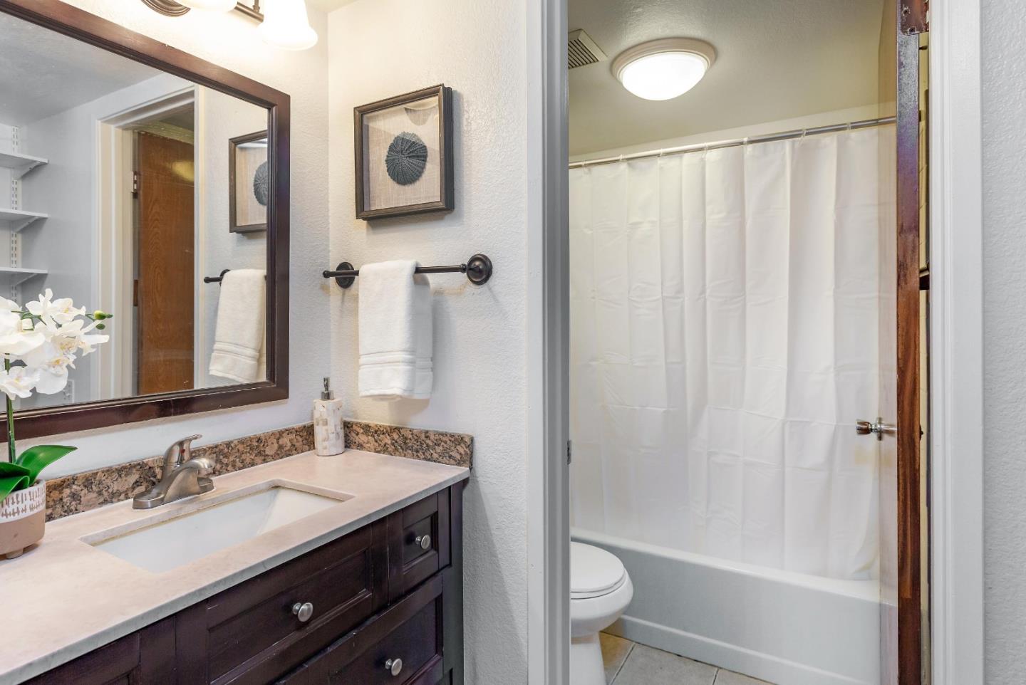 Detail Gallery Image 15 of 21 For 400 Kenbrook Cir, San Jose,  CA 95111 - 2 Beds | 1 Baths