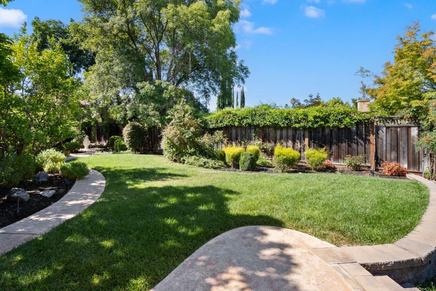 Detail Gallery Image 40 of 45 For 230 Westchester Dr, Los Gatos,  CA 95032 - 4 Beds | 3 Baths