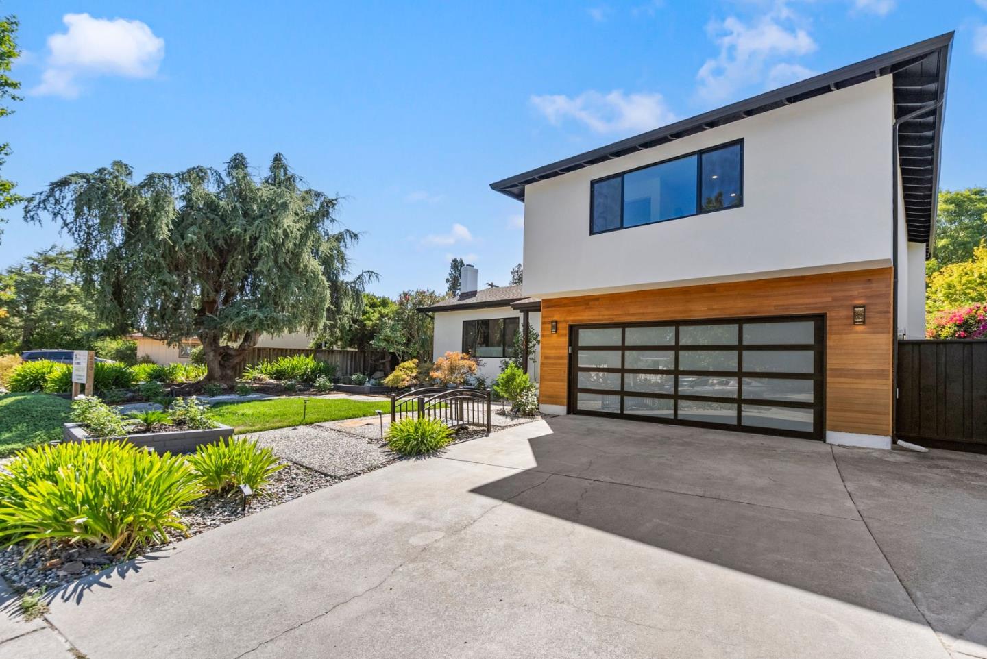 Detail Gallery Image 5 of 45 For 230 Westchester Dr, Los Gatos,  CA 95032 - 4 Beds | 3 Baths