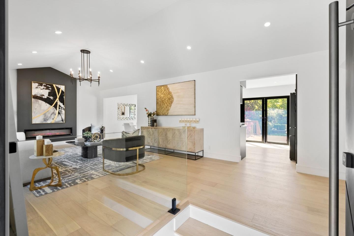 Detail Gallery Image 7 of 45 For 230 Westchester Dr, Los Gatos,  CA 95032 - 4 Beds | 3 Baths