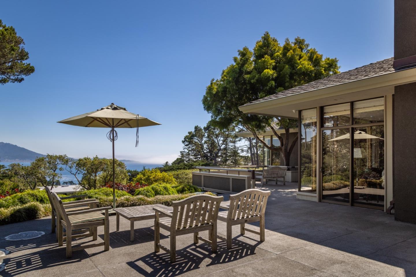 Detail Gallery Image 31 of 44 For 1483 Bonifacio Rd, Pebble Beach,  CA 93953 - 4 Beds | 4/3 Baths